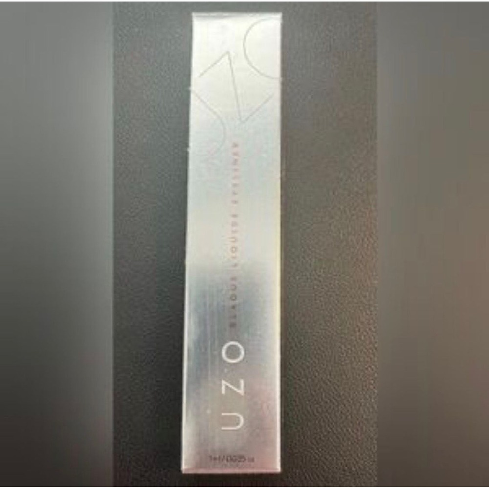 UZO Blaque‎ Liner Liquid Eyeliner Black